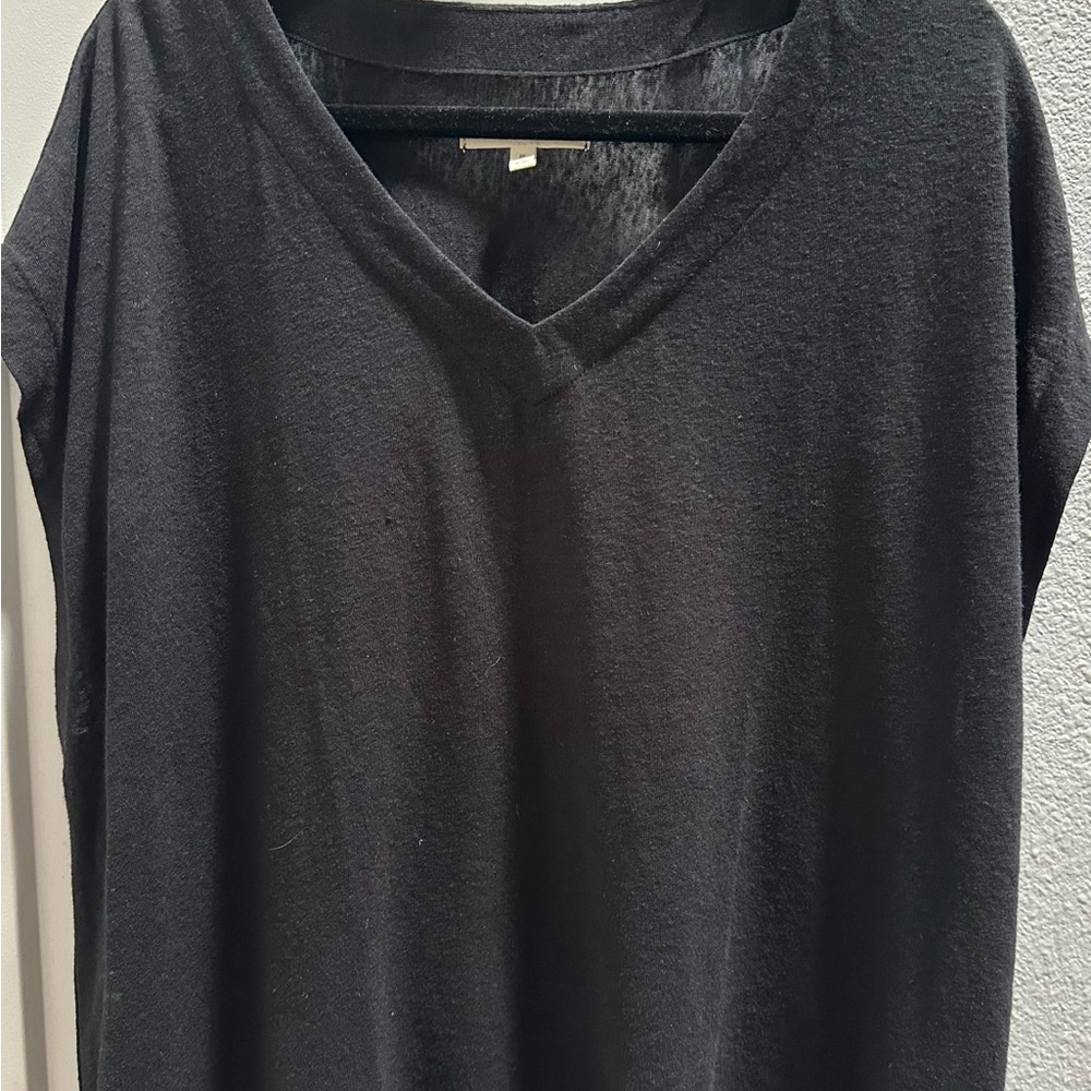 Madewell Black V-Neck Lightweight Knit Elevated Tee